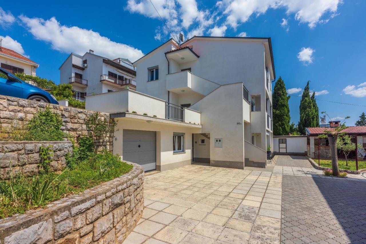 Apartments Luna Dramalj Zewnętrze zdjęcie